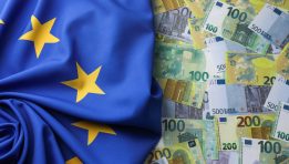SKN | European Stocks Slide as Fragile US-Iran Ceasefire Pressures Markets