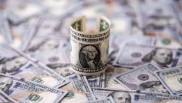 SKN | Dollar Weakens as Traders Weigh Iran Risks and Fed Outlook