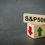 SKN | S&P 500 Consolidates Near 7,400: Are US Equities Prepping for a Mid-Year Breakout?