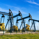 SKN | Oil Posts Steepest Quarterly Decline Since 2020 as Strait of Hormuz Flows Recover