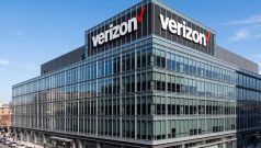 SKN | Why Are Verizon (VZ) Shares Under Pressure? Revenue Trends and Competitive Telecom Dynamics Weigh on Sentiment