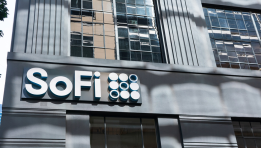 SKN | Could SoFi Technologies Stock Double Within a Year? Growth Momentum Faces High Expectations