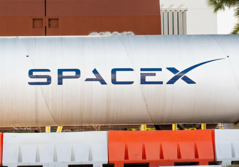 SKN | SpaceX Stock Falls After Three-Day Rally Following Historic IPO