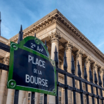 SKN | CAC 40 Index Recovers Above 8,370 as Late Friday Rally Overcomes Mid-Week Tech Volatility