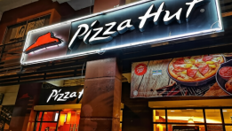 SKN | Yum! Brands’ Pizza Hut Divestiture Signals Strategic Shift in Global Restaurant Industry