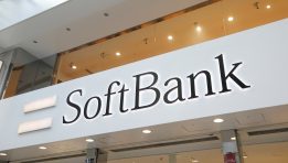 SKN | SoftBank Vision Fund Finance Shake-Up: What the CFO Departure Signals for Global Technology Investments