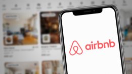 SKN | Why Is Airbnb Stock Rising? Investors Reassess Growth Potential as Travel Demand Remains Resilient