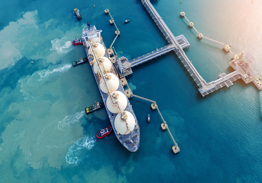 SKN | Oil Prices Tumble as US-Iran Peace Deal Signals Strait of Hormuz Reopening