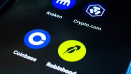 SKN | Robinhood vs. Coinbase: Which Fintech Stock Offers the Better Long-Term Opportunity?