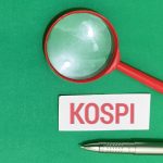 SKN | KOSPI Composite Index Plummets Below 8,200 — Is the Tech-Heavy Benchmark Succumbing to Global Liquidity Drainage?