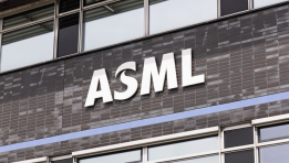 SKN | ASML Raises 2026 Outlook After Strong Q2 Earnings Reinforce AI Semiconductor Demand