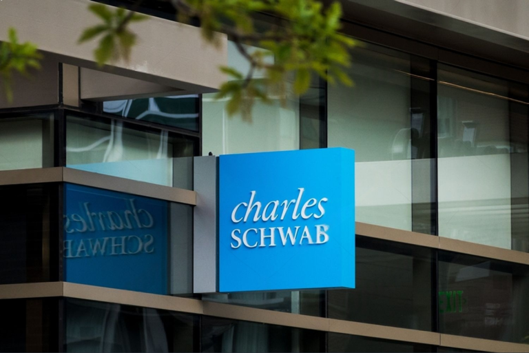 SKN | Charles Schwab Heads Into Q2 Earnings With Strong Growth Expectations but Little Room for Error