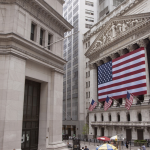 SKN | U.S. Markets Advance as Technology Stocks Lead While Small Caps Lag