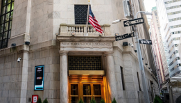 SKN | U.S. Markets Trade Mixed as Dow and Small Caps Advance While Technology Stocks Retreat