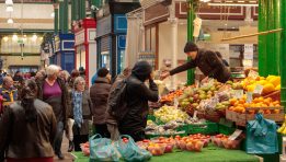 SKN | UK Consumer Confidence Strengthens as Burnham’s Political Rise Shapes Economic Expectations