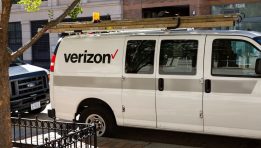 SKN | Verizon, American Express Earnings and U.S. New Home Sales Headline Friday’s Market Focus