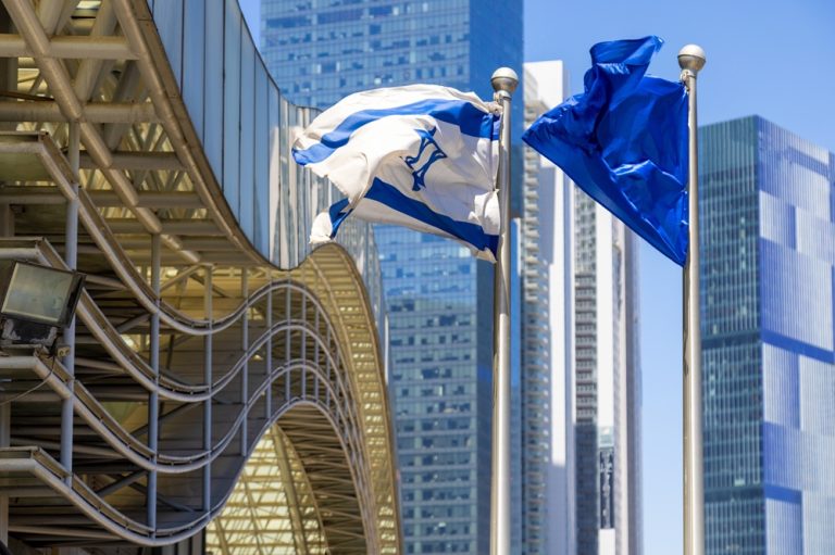 SKN |  Tel Aviv Stocks Begin July With Broad Rally as TA-125 Climbs 1.65% and Market Breadth Strengthens