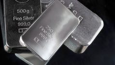 SKN | Silver Futures (SI=F) Fall 2.09% Daily to 57.786 as 1.48% Weekly Pullback Tests 57.22 Support Floor