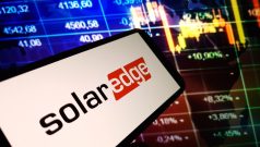 Why SolarEdge Stock Is Gaining Momentum as Solar Demand and Energy Transition Optimism Return