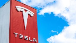 SKN | Can Tesla’s Miami Robotaxi Expansion Revive Investor Confidence?