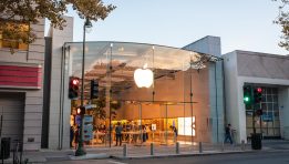 SKN | Why Did Apple Invest $853 Billion in Itself Instead of Buying Another S&P 500 Company?