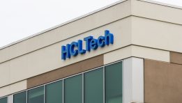 SKN | Can HCLTech’s $1.14 Billion AI Deal Accelerate Its Growth Ahead of Earnings?