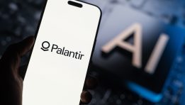 SKN | Can Palantir’s AI Growth Justify Its Premium Valuation?