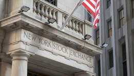 SKN | Wall Street Slides as Tech Selloff Intensifies: Friday Market Recap and Monday Outlook