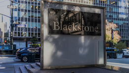 SKN | Blackstone-Backed Safe Harbor Nears $1.5 Billion MarineMax Acquisition