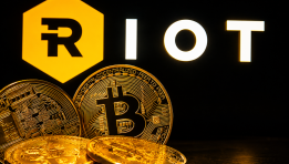 SKN | Riot Platforms Strikes Anthropic Deal: Is the Bitcoin Miner Becoming an AI Infrastructure Powerhouse?