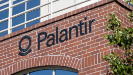 SKN | Palantir Raises Revenue Outlook as AI-Powered Analytics Demand Expands Across Government and Business Sectors