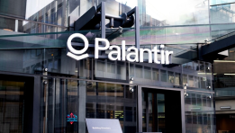 SKN | Palantir Raises Revenue Outlook as Commercial AI Business Accelerates