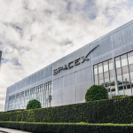 SKN | SpaceX Stock Slides Despite Strong Debut Earnings as Lock-Up Expiration and AI Spending Raise Investor Concerns