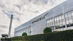 SKN | SpaceX’s New AI Compute Deal Could Add $13.3 Billion in Annualized Revenue: Is Its AI Infrastructure Business Entering a New Phase?