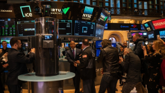 SKN | U.S. Stocks Open Lower as Small Caps Lead Broad Market Retreat