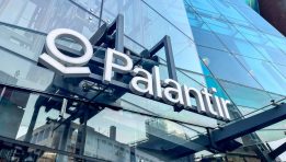 SKN | Palantir Raises 2026 Outlook After Revenue Surges 93% as U.S. Commercial Business Accelerates