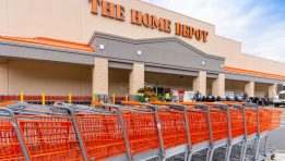 SKN | Lowe’s vs. Home Depot: Which Home Improvement Stock Has the Near-Term Edge?
