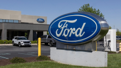 SKN | Ford Recalls More Than 223,000 U.S. Vehicles Over Fuel Tank Safety Risks