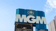 SKN | MGM Resorts Shares Fall 10% After Barry Diller Withdraws $18 Billion Takeover Proposal