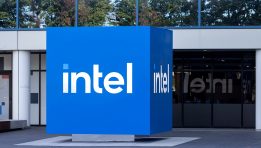 SKN | Is Intel’s 293% Rally Already Fully Reflected in Its Valuation?