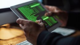 SKN | Can Gloo Code Make AI Development More Efficient for Developers and Enterprises?