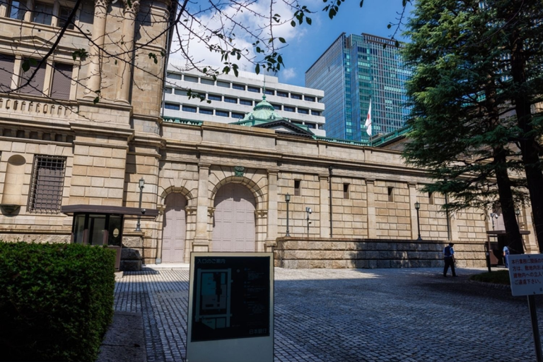 SKN | Bank of Japan Shrinks Balance Sheet by $828 Billion as Bond Holdings and Market Support Decline