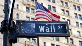 SKN | Americas Market Overview: Nasdaq Falls 1.38% as Russell 2000 Gains 1.01%