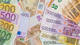SKN | Can the Euro Stabilize as Fiscal and Political Risks Push It Toward a 17-Month Low?