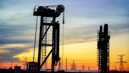 SKN | Oil Prices Rise as Middle East Tensions Renew Supply Concerns