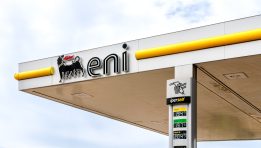 SKN | Eni Warns of Possible Refinery Shutdown as Steelworkers Block Fuel Deliveries in Italy